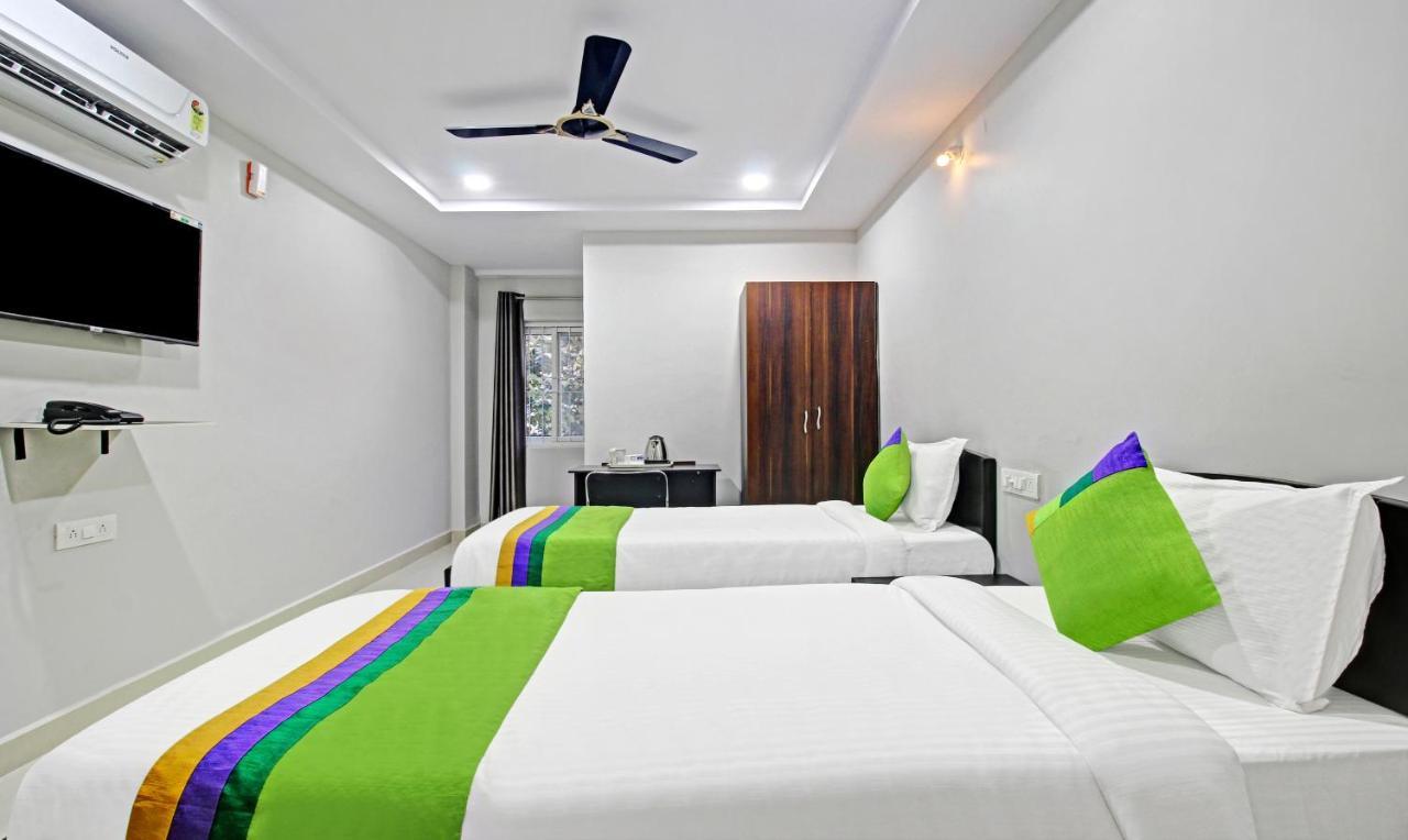 Itsy Hotels Sunrise Grand, Hitech City Hyderabad Exteriör bild