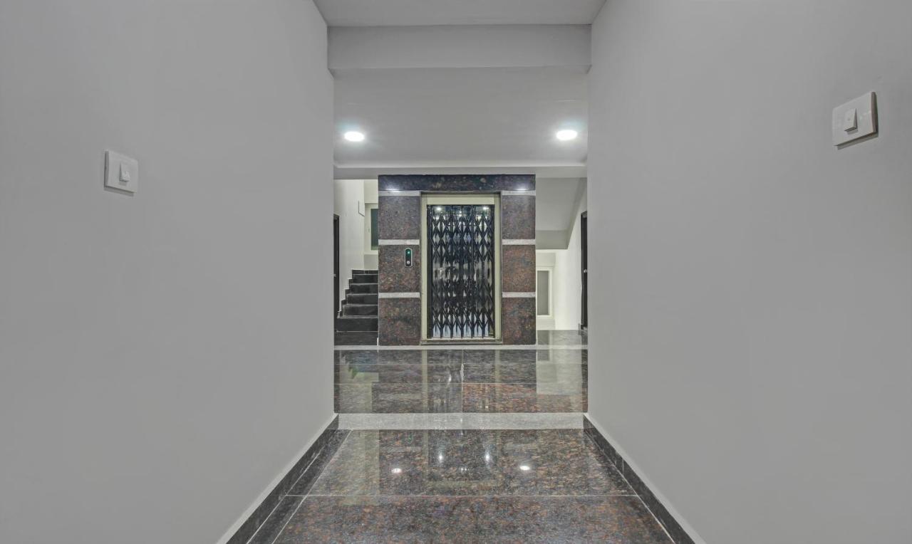 Itsy Hotels Sunrise Grand, Hitech City Hyderabad Exteriör bild