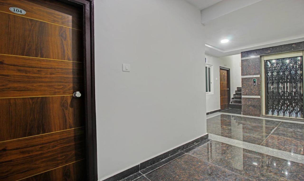 Itsy Hotels Sunrise Grand, Hitech City Hyderabad Exteriör bild