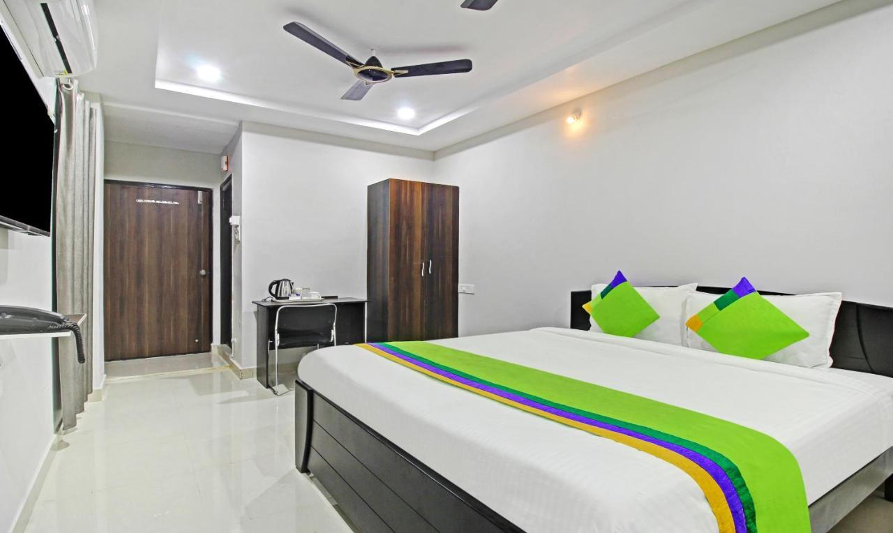 Itsy Hotels Sunrise Grand, Hitech City Hyderabad Exteriör bild