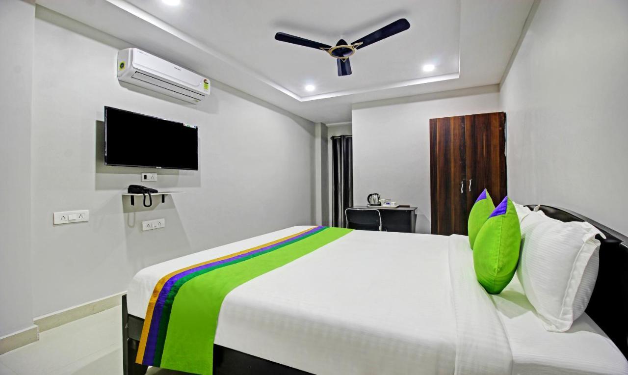 Itsy Hotels Sunrise Grand, Hitech City Hyderabad Exteriör bild