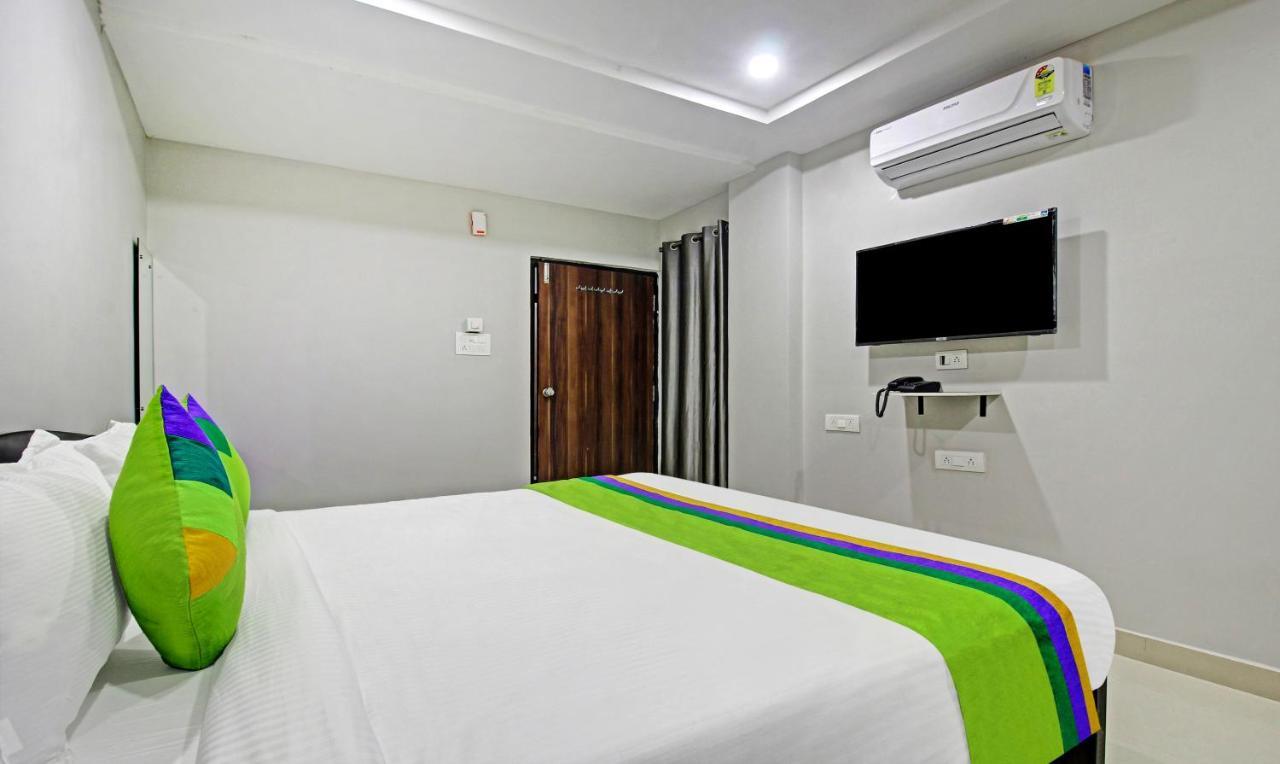 Itsy Hotels Sunrise Grand, Hitech City Hyderabad Exteriör bild