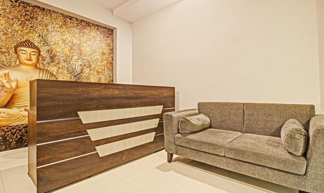 Itsy Hotels Sunrise Grand, Hitech City Hyderabad Exteriör bild