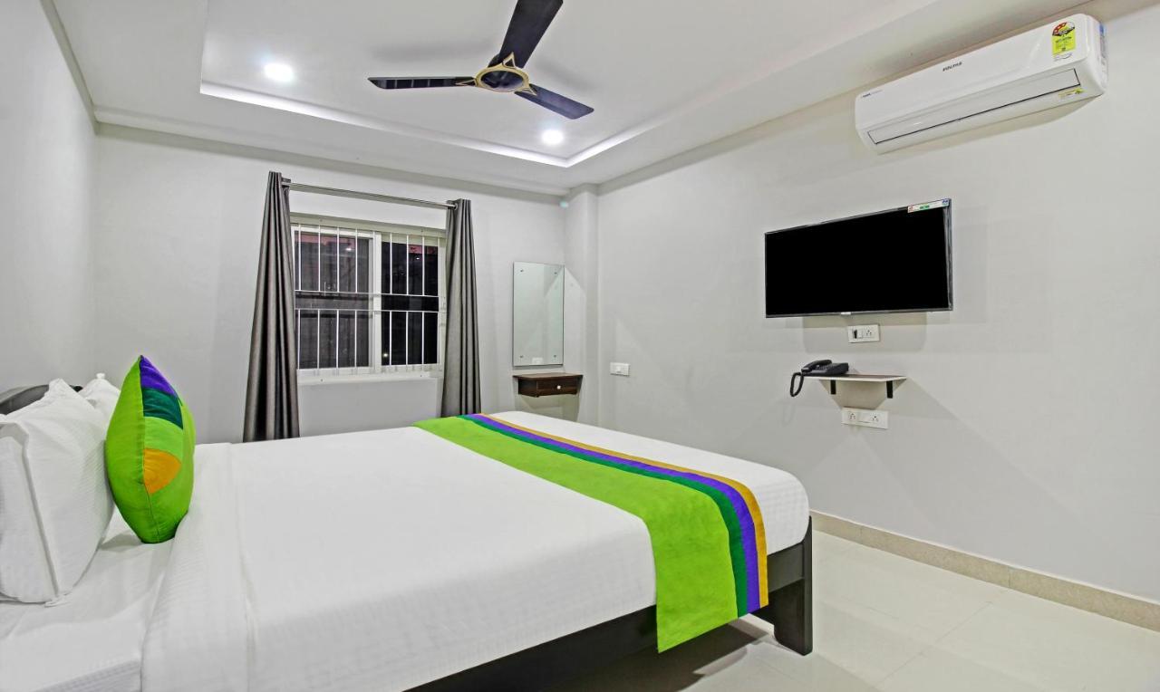 Itsy Hotels Sunrise Grand, Hitech City Hyderabad Exteriör bild