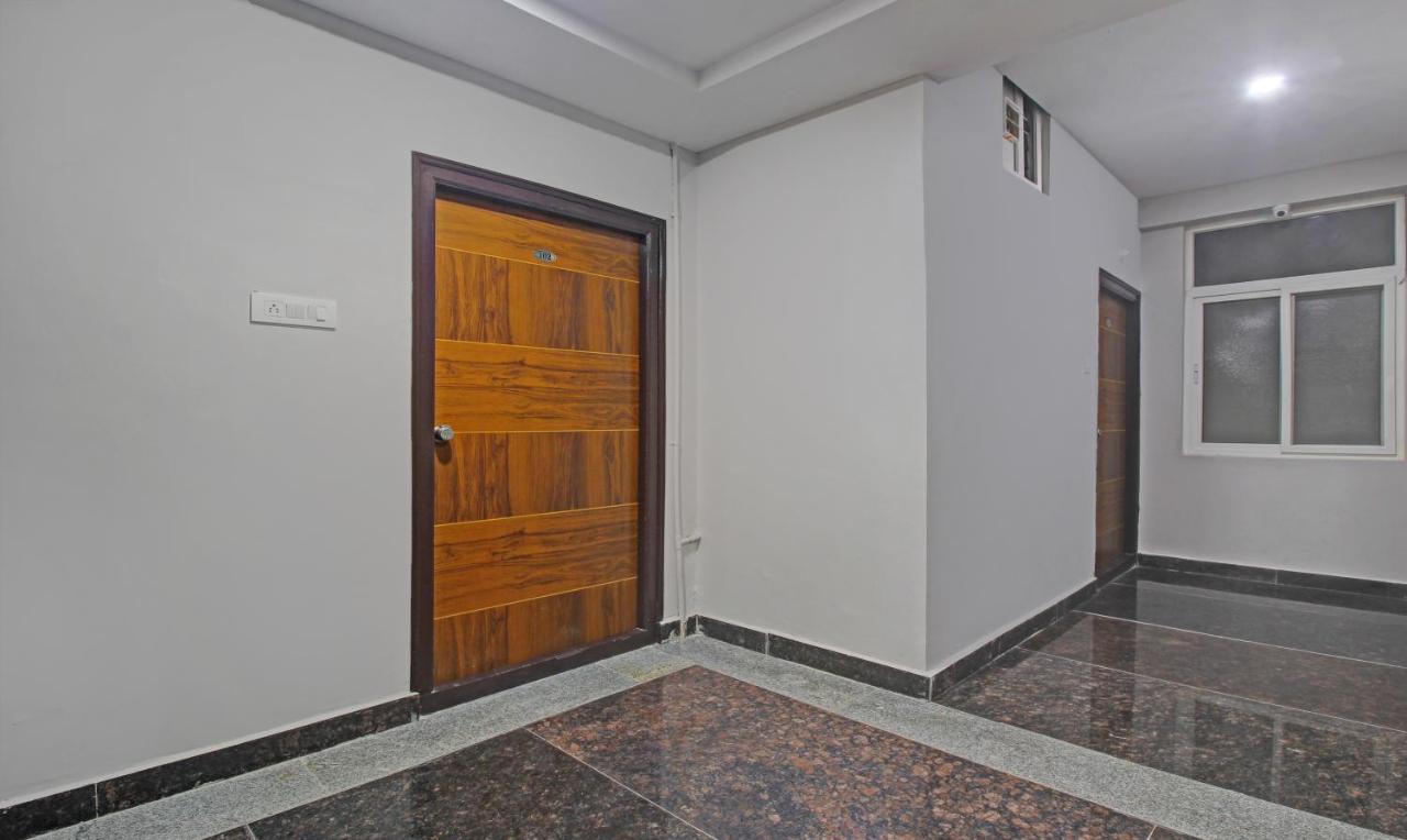 Itsy Hotels Sunrise Grand, Hitech City Hyderabad Exteriör bild