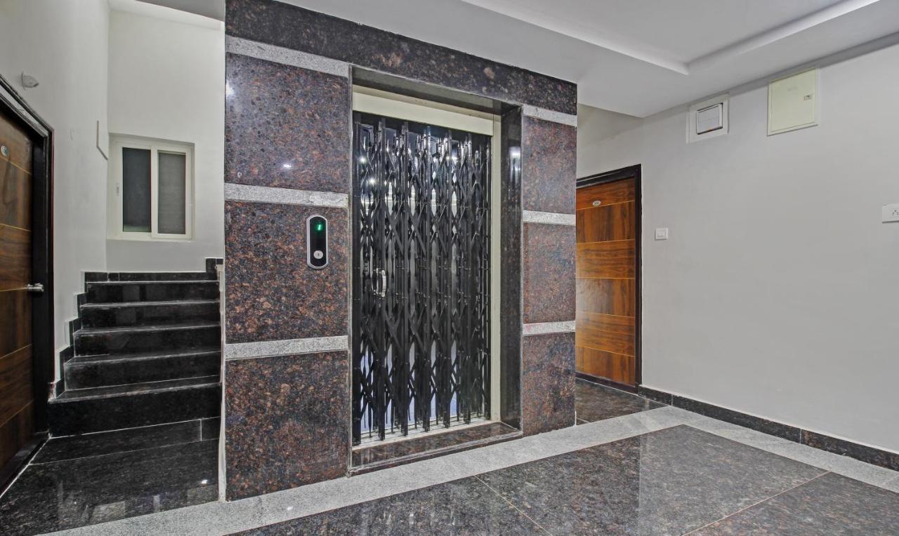 Itsy Hotels Sunrise Grand, Hitech City Hyderabad Exteriör bild