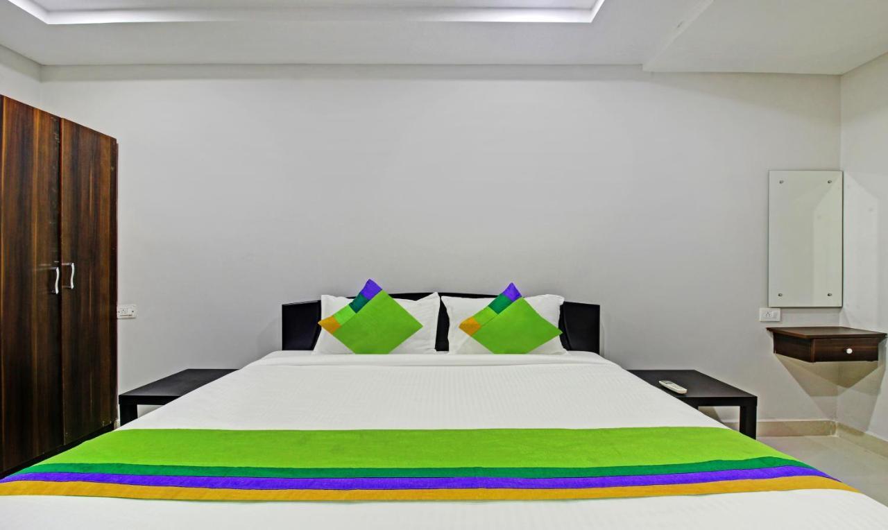 Itsy Hotels Sunrise Grand, Hitech City Hyderabad Exteriör bild